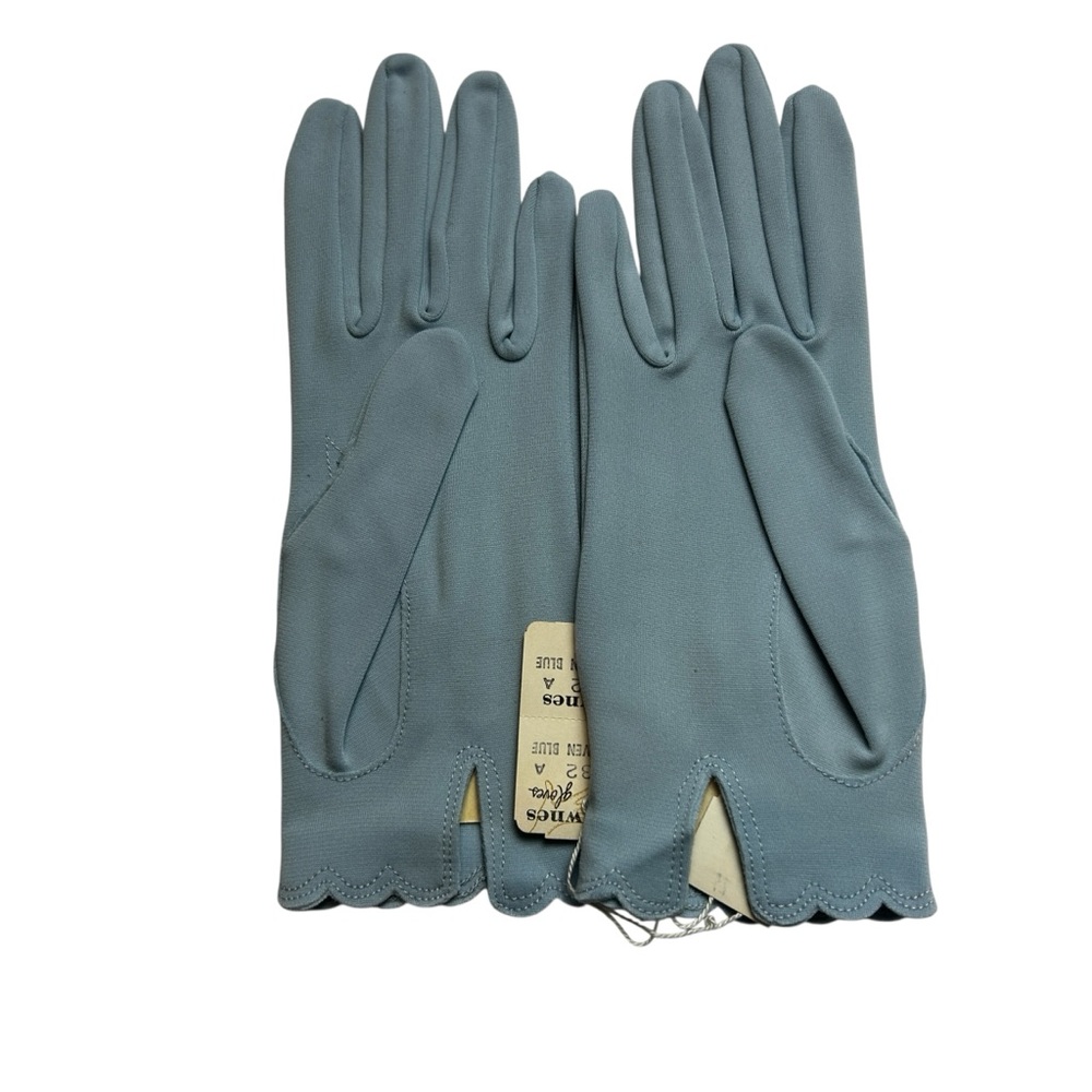 Vintage Fownes Gloves – Sky Blue Scalloped Wrist – Size A – New With Tags